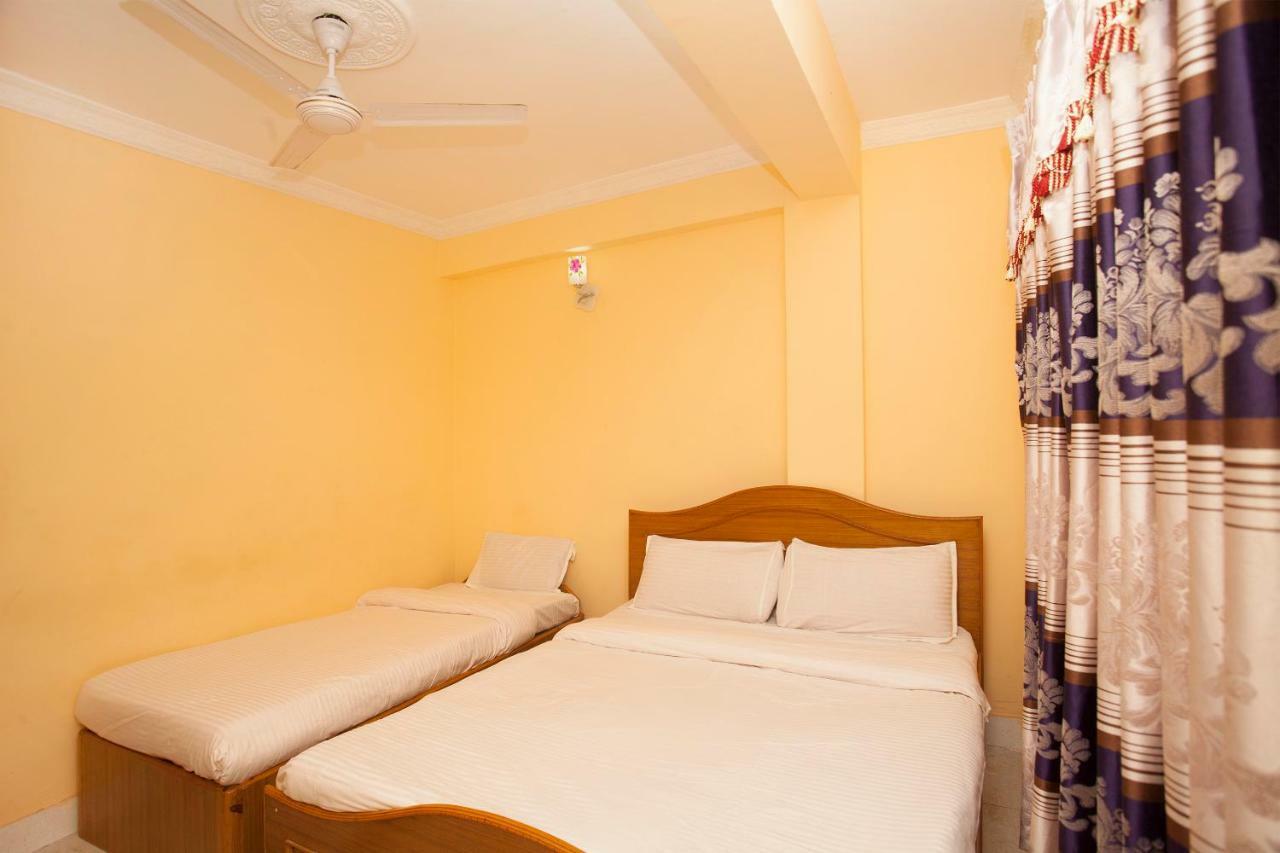 Spot On 397 Hotel Triveni Guest House 카트만두 외부 사진