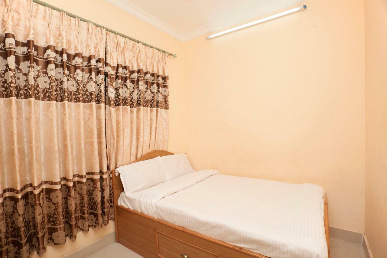 Spot On 397 Hotel Triveni Guest House 카트만두 외부 사진